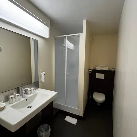 Au Petit Caporal Hotel Maisons-Alfort