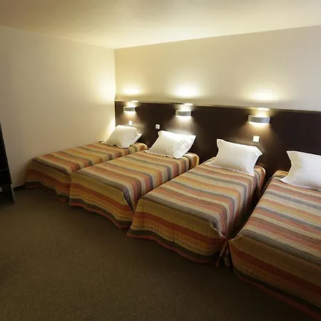 Au Petit Caporal Hotel Maisons-Alfort