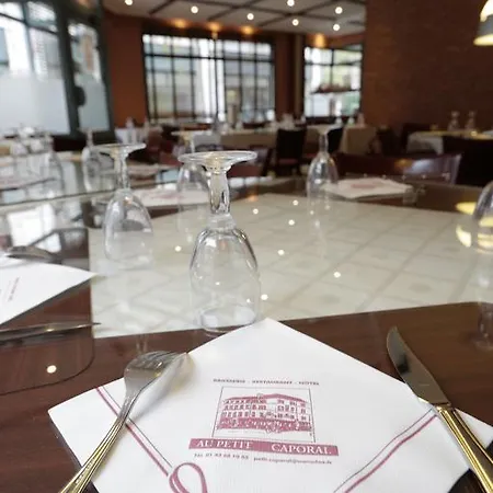 Au Petit Caporal 3* Maisons-Alfort